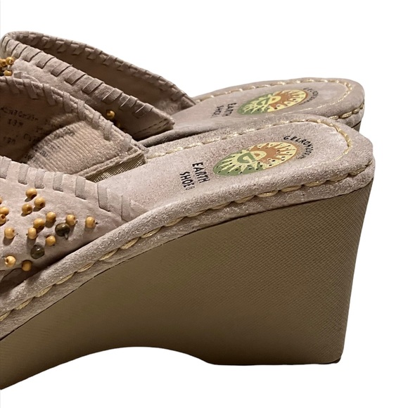 Earth Shoe Gelron 2000 Lily Tan Beaded Wedge Sandal Size 9 - Picture 9 of 11